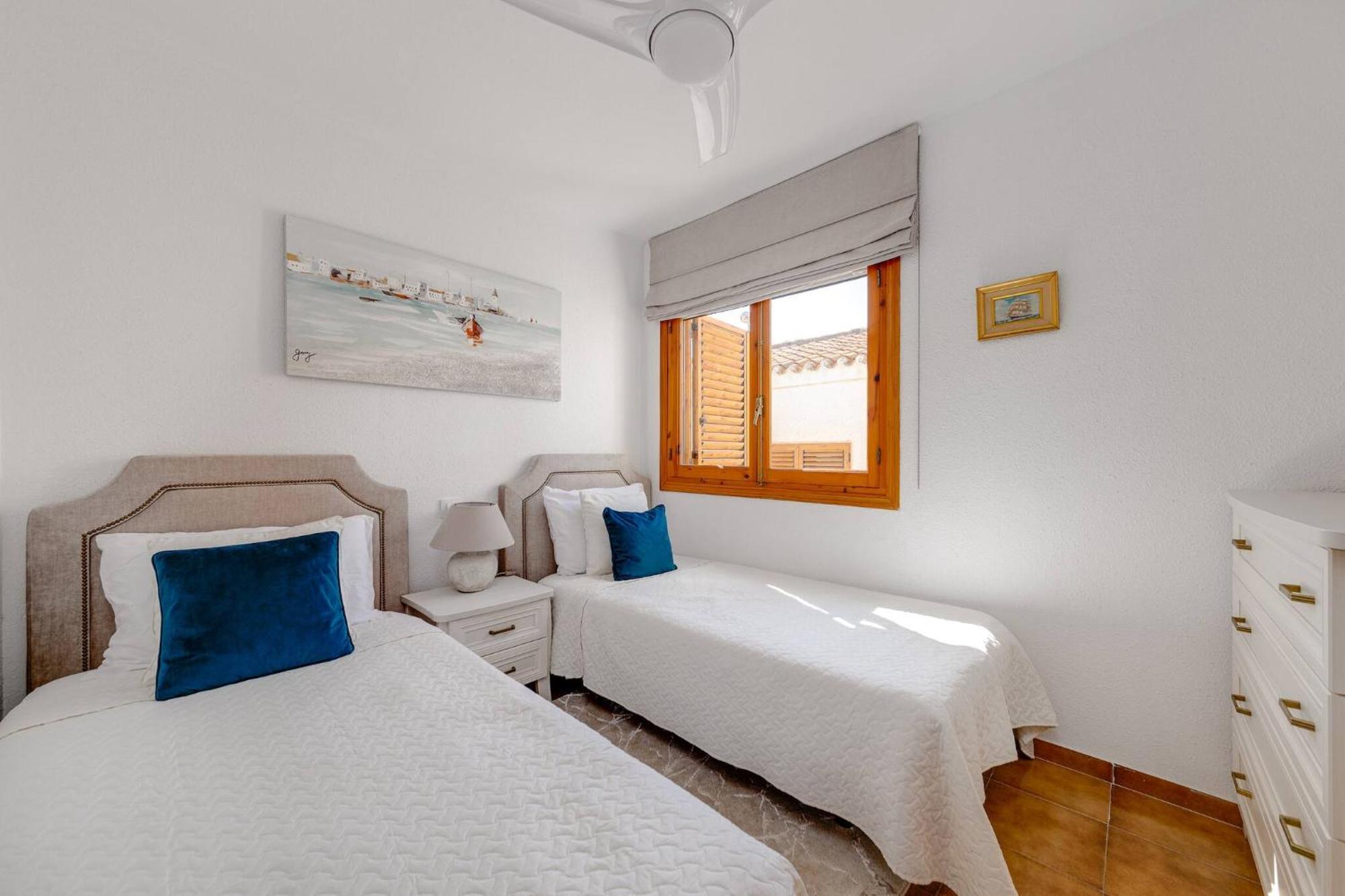 Cb Living - 2 Bedroom Beach Condo, Playa Flamenca Orihuela Exteriör bild