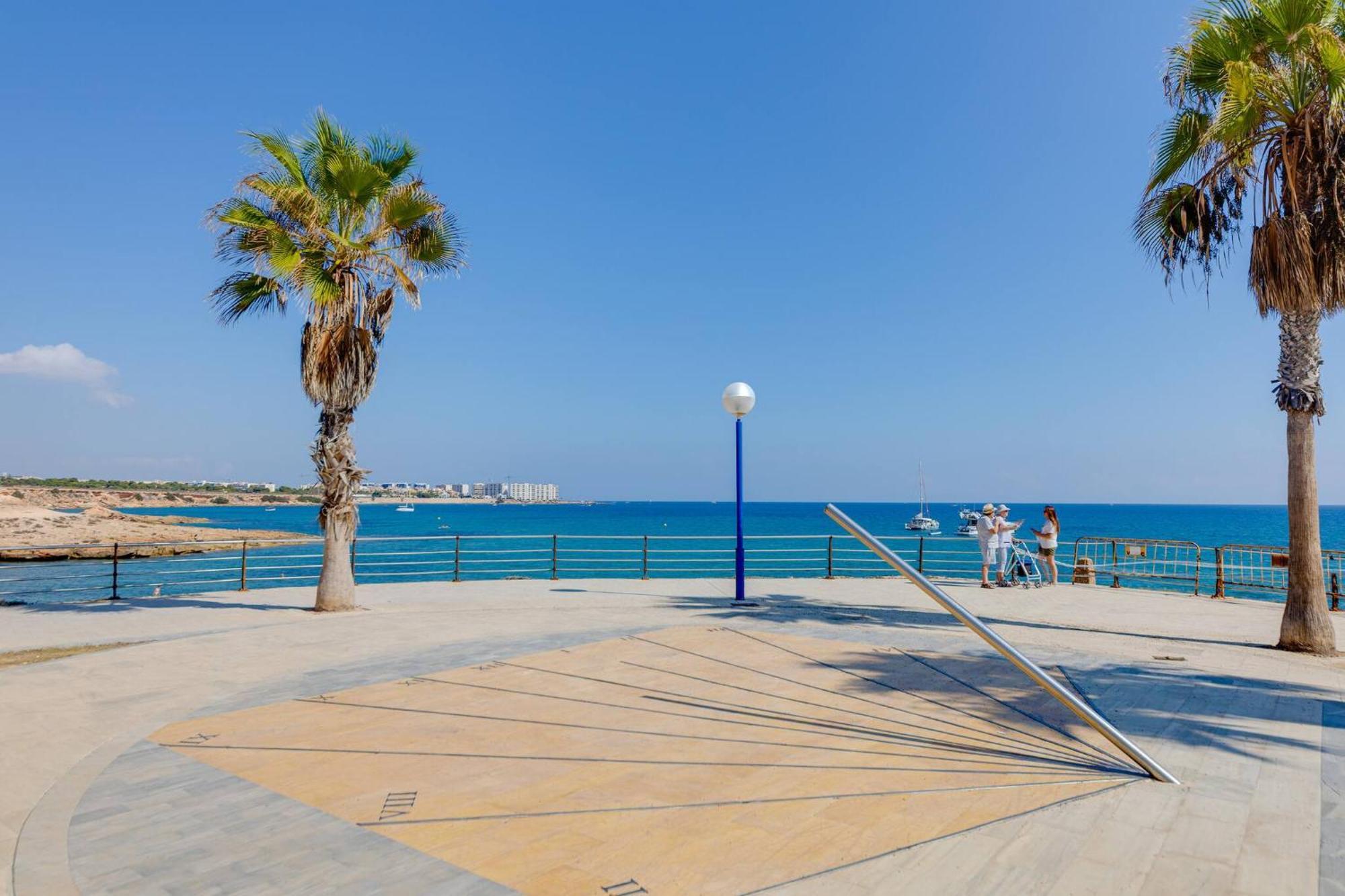 Cb Living - 2 Bedroom Beach Condo, Playa Flamenca Orihuela Exteriör bild